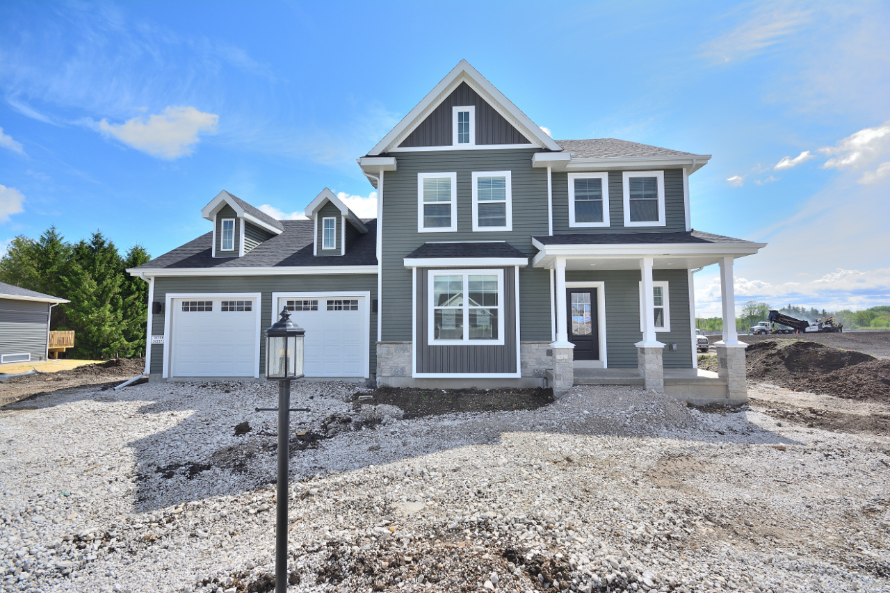 Property Photo: W198n5372 Boxwood Blvd WI 53051