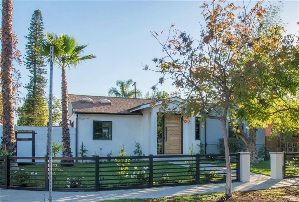 11602 Hesby Street  Valley Village CA 91601 photo