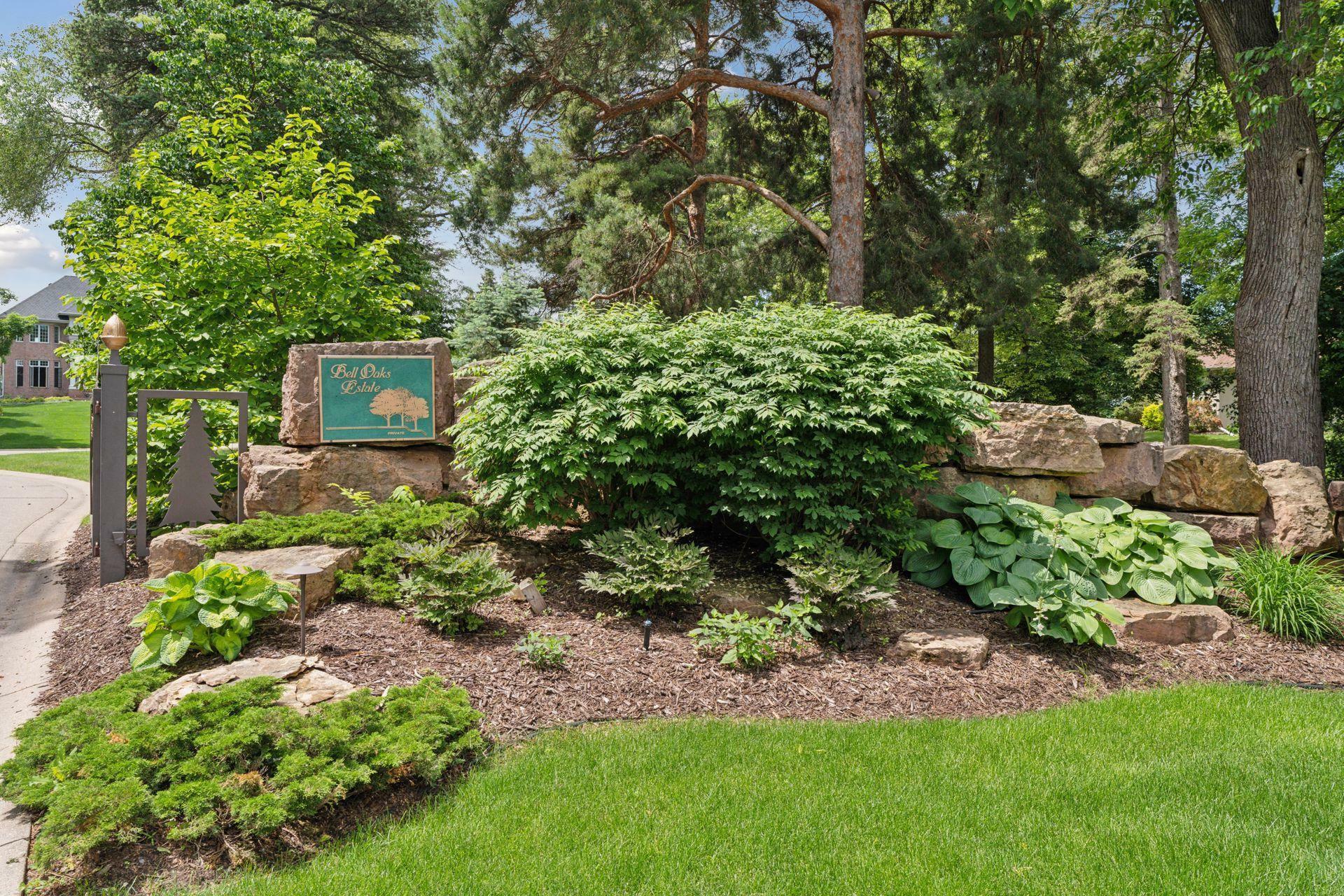 Property Photo:  11044 Bell Oaks Estate Road  MN 55347 