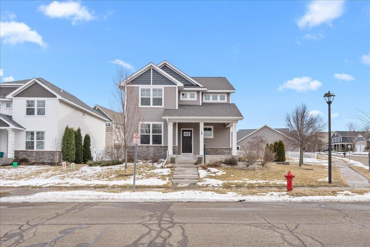Property Photo:  20 Friendskeep Green  WI 54016 