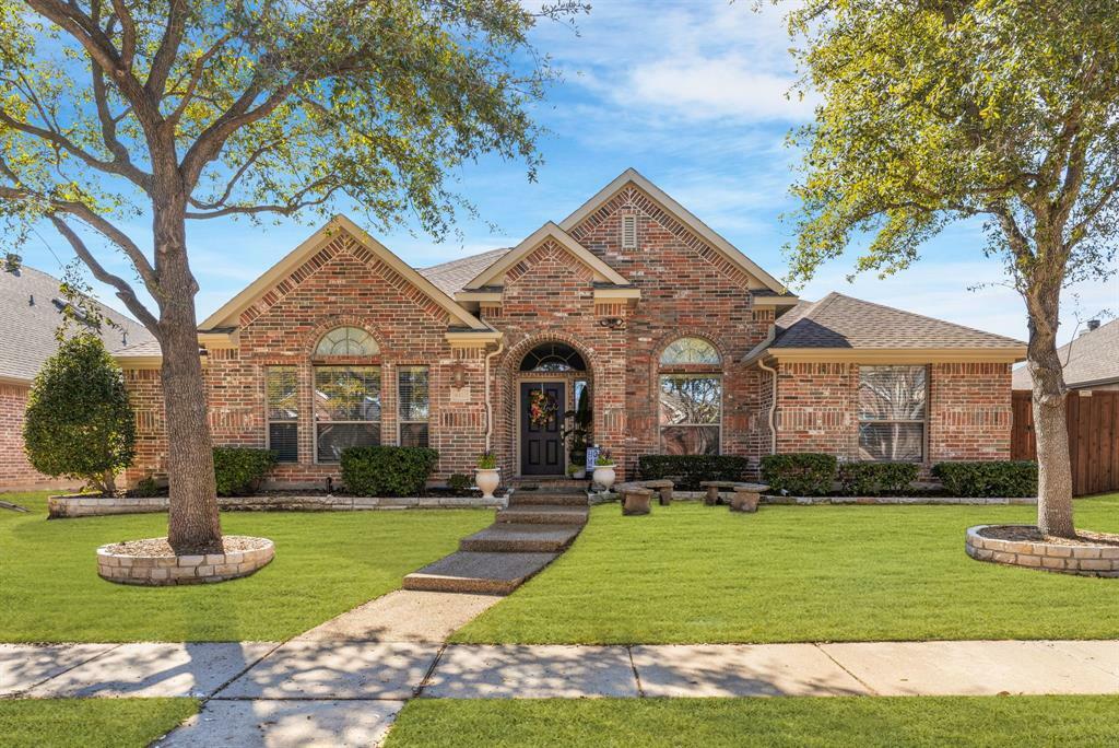 Property Photo: 6413 Taprock Drive TX 75070