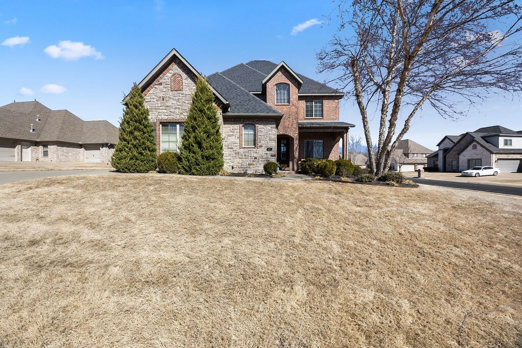 Property Photo:  471 Trailwood Court  AR 72719 