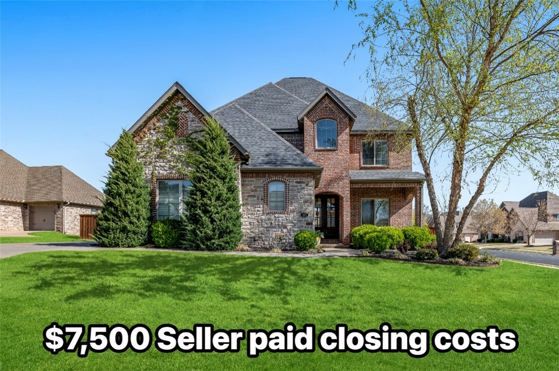 Property Photo: 471 Trailwood Court AR 72719