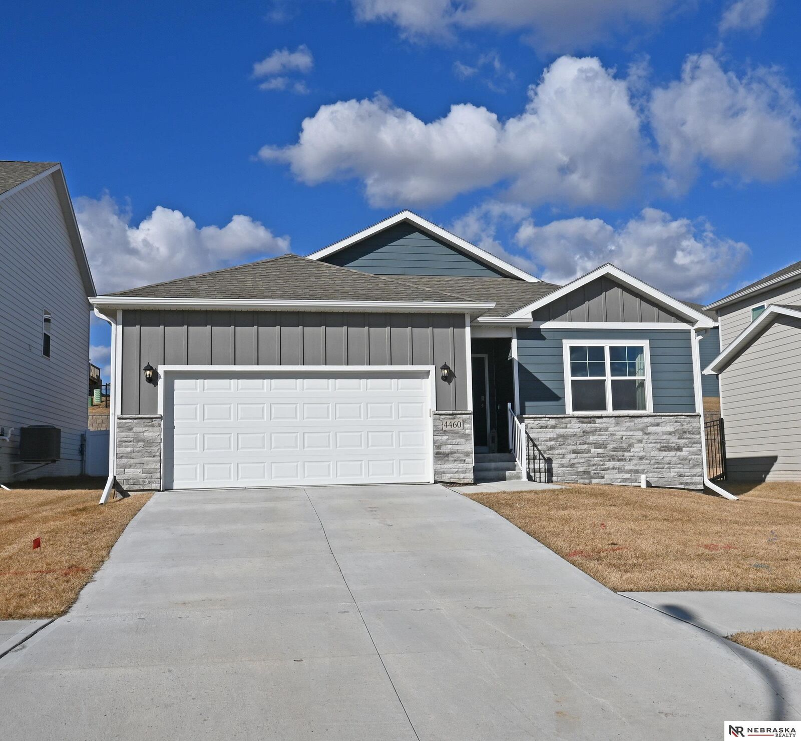 Property Photo: 4460 Leawood Drive NE 68123