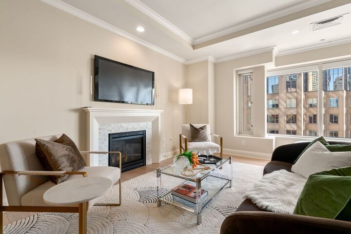 Property Photo:  100 Belvidere St 7D  MA 02199 