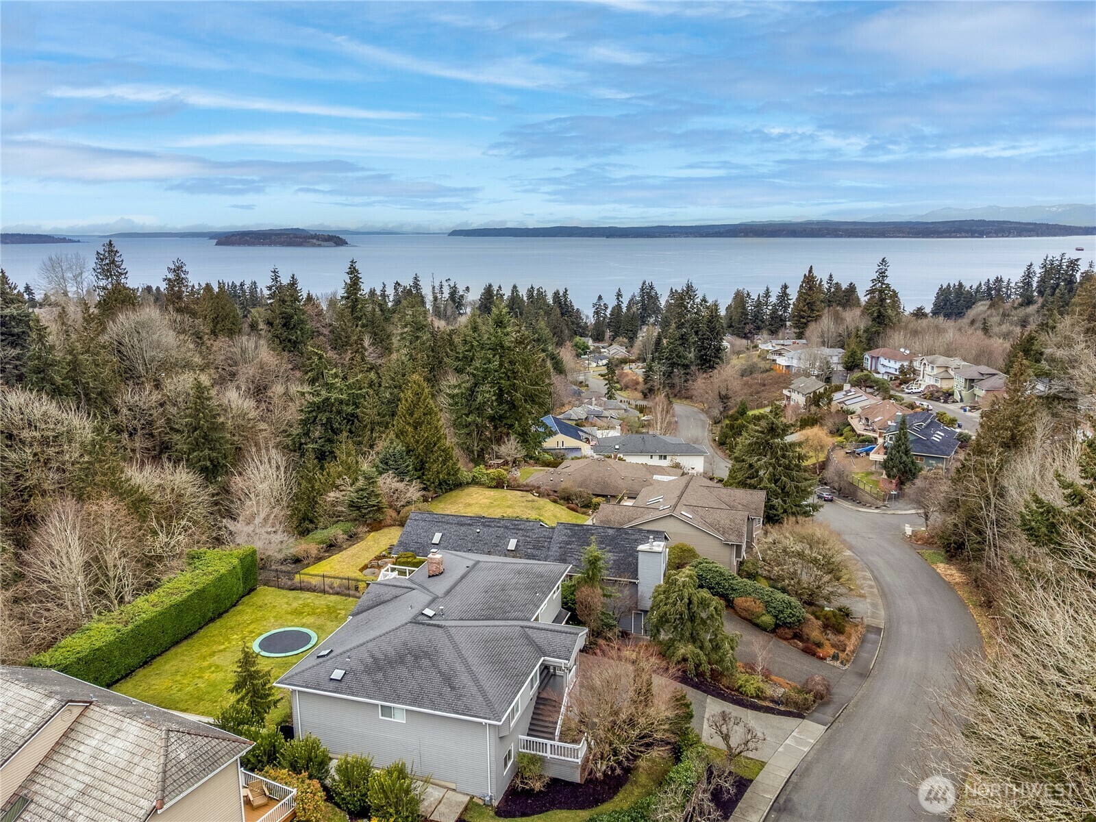 Property Photo:  5110  Narbeck Avenue  WA 98203 