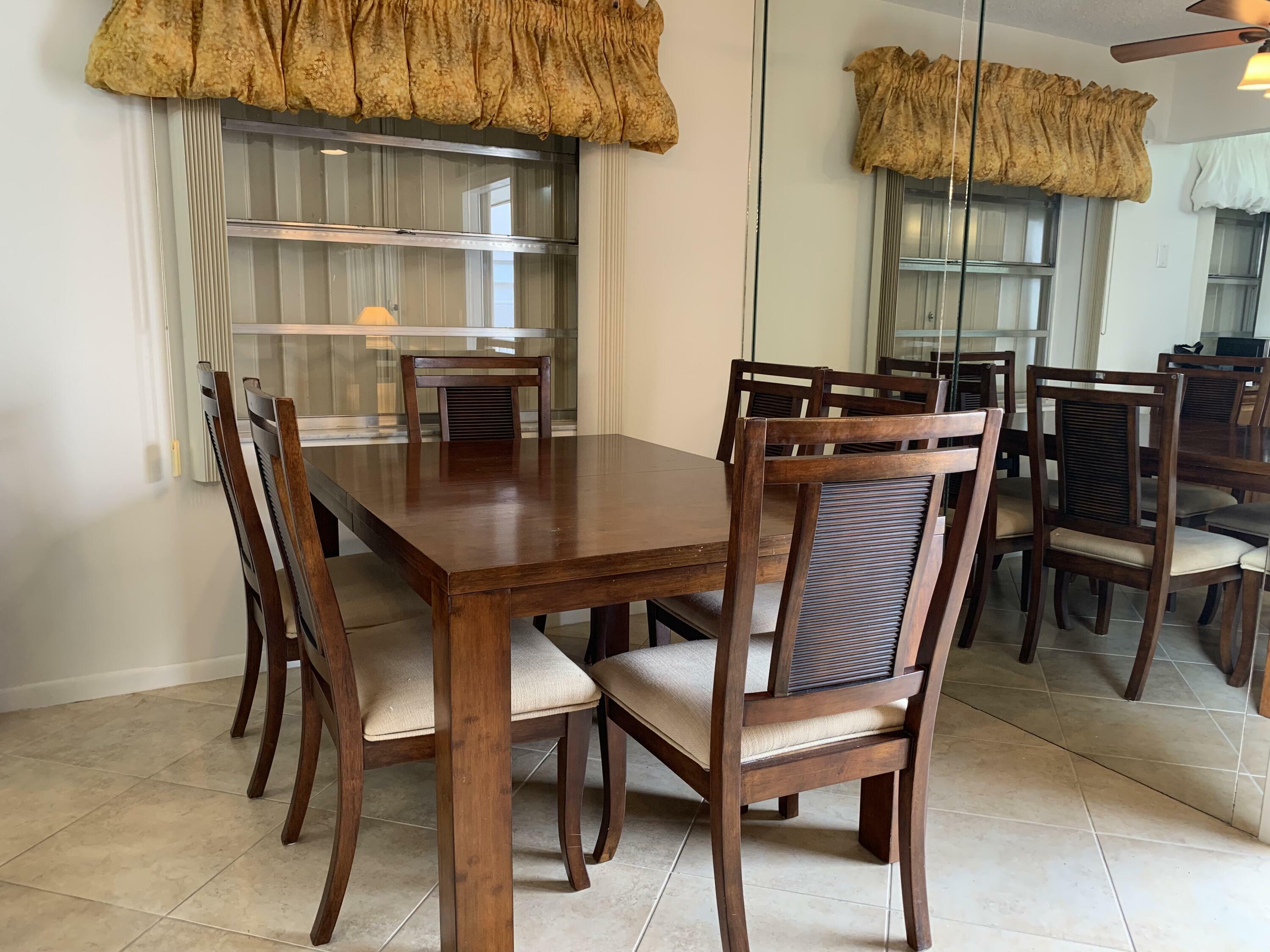 Property Photo: 750 Burgundy P FL 33484