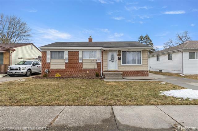 Property Photo:  22609 Avon Street  MI 48082 