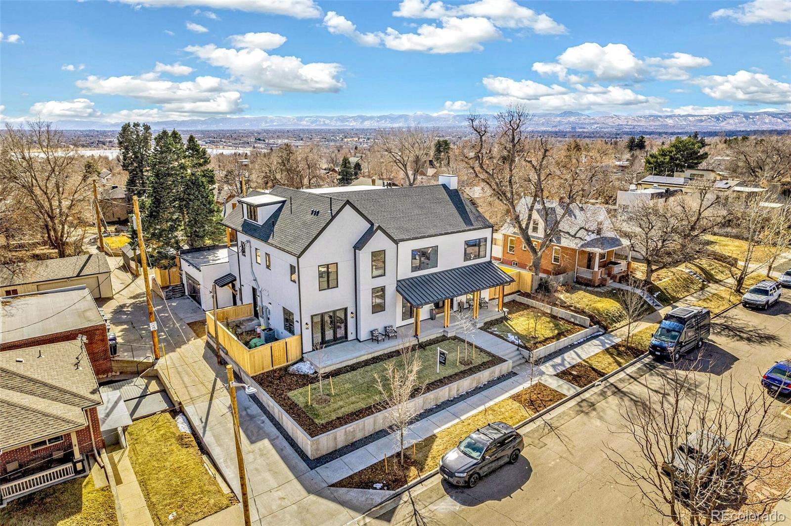 Property Photo: 4520 W Moncrieff Place CO 80212