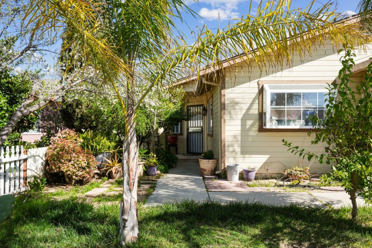 Property Photo:  126 Spruce Drive  CA 93930 