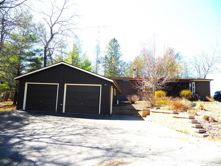2162 Blackhawk Street  Friendship WI 53934 photo
