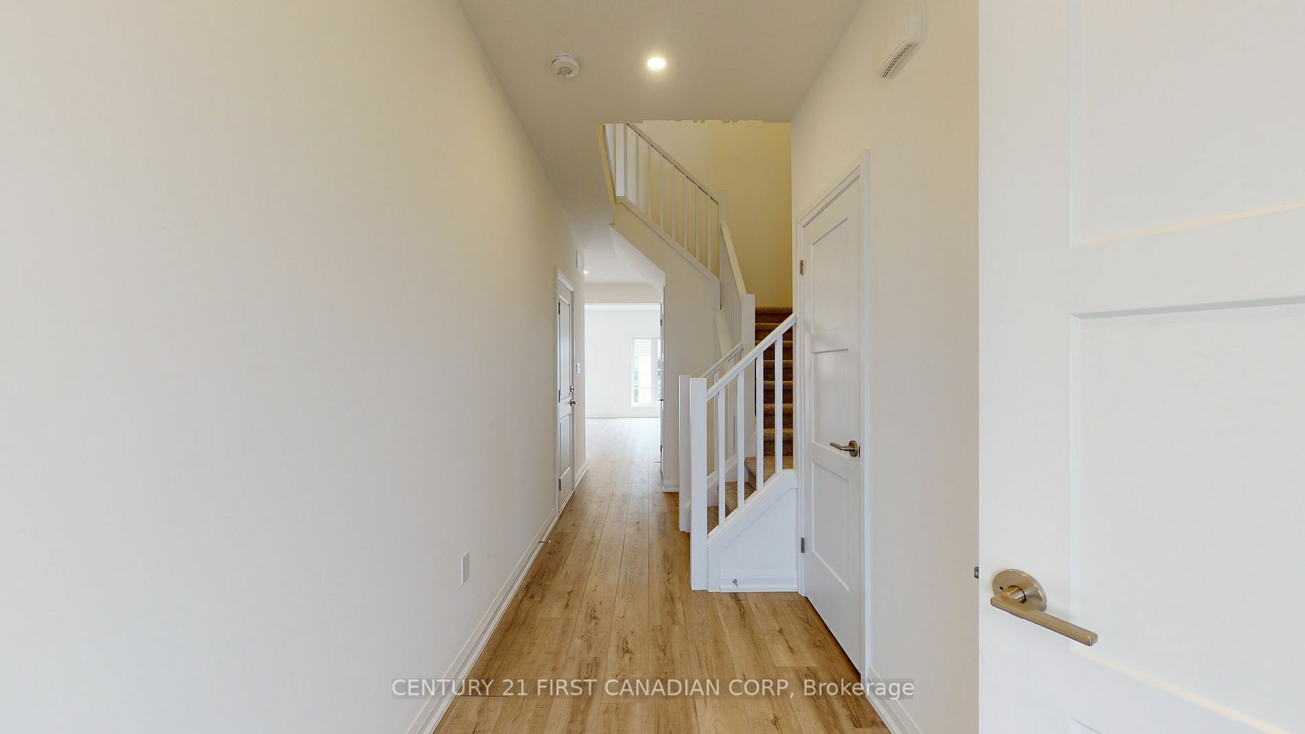 Property Photo:  17 Nicholson St 22  ON N0M 2J0 