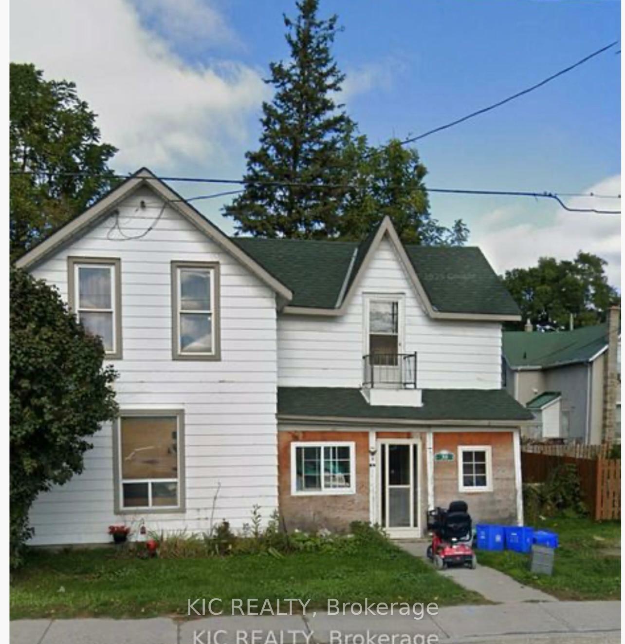 Property Photo: 35 Ottawa Street E ON K0L 1Z0