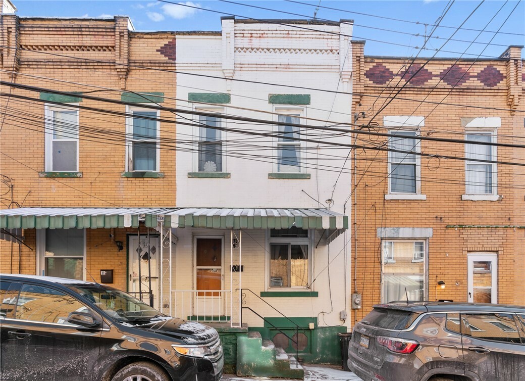 Property Photo: 9 Edith Pl PA 15213