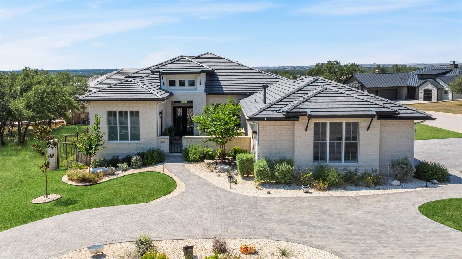 Property Photo:  1000 Flint Ridge Trail  TX 78628 