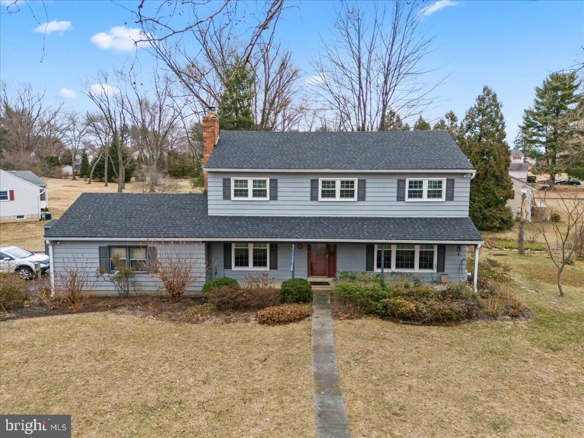 Property Photo: 711 Sycamore Drive PA 19380