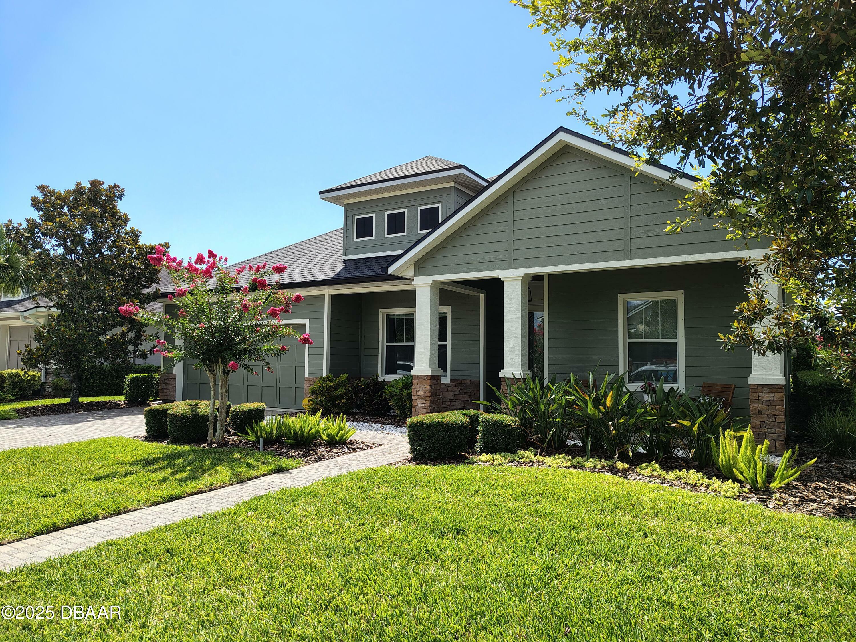 Property Photo: 1204 Draycott Street FL 32174