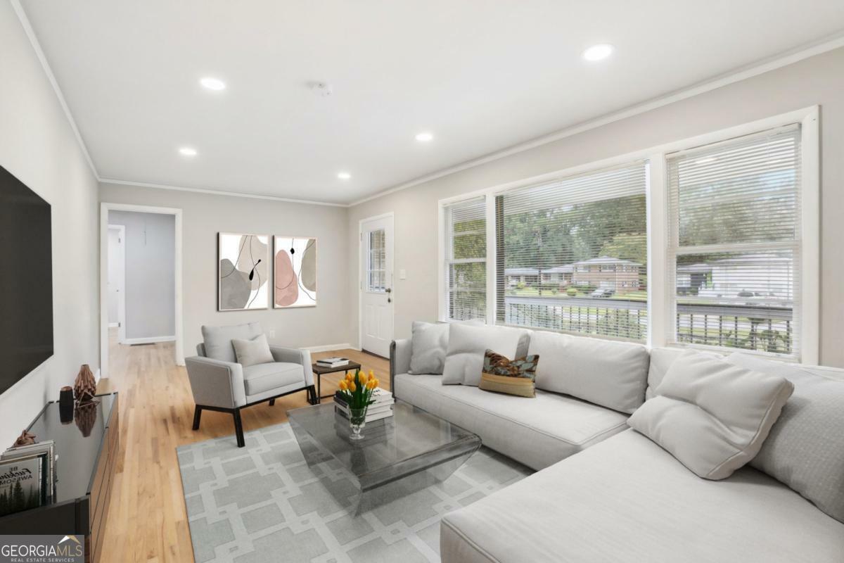 Property Photo: 2549 Fontaine Circle GA 30032