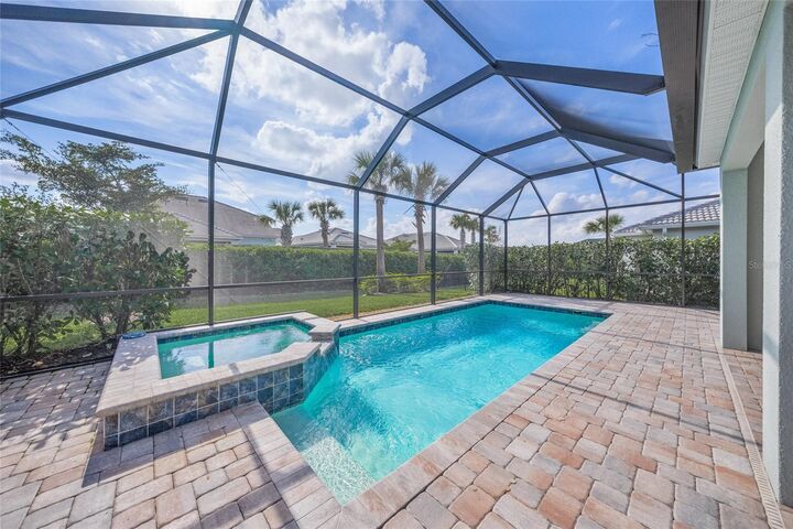 Property Photo: 3442 Chestertown Loop FL 34211