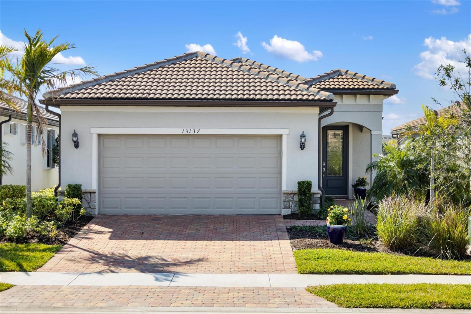 Property Photo:  13137 Oriago Street  FL 34293 