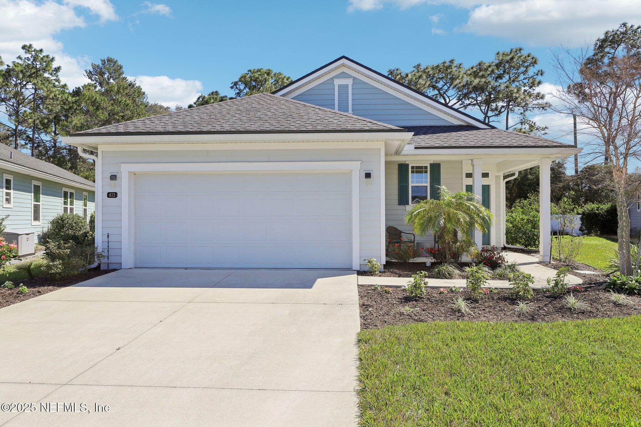 Property Photo:  872 E Watson Road  FL 32086 