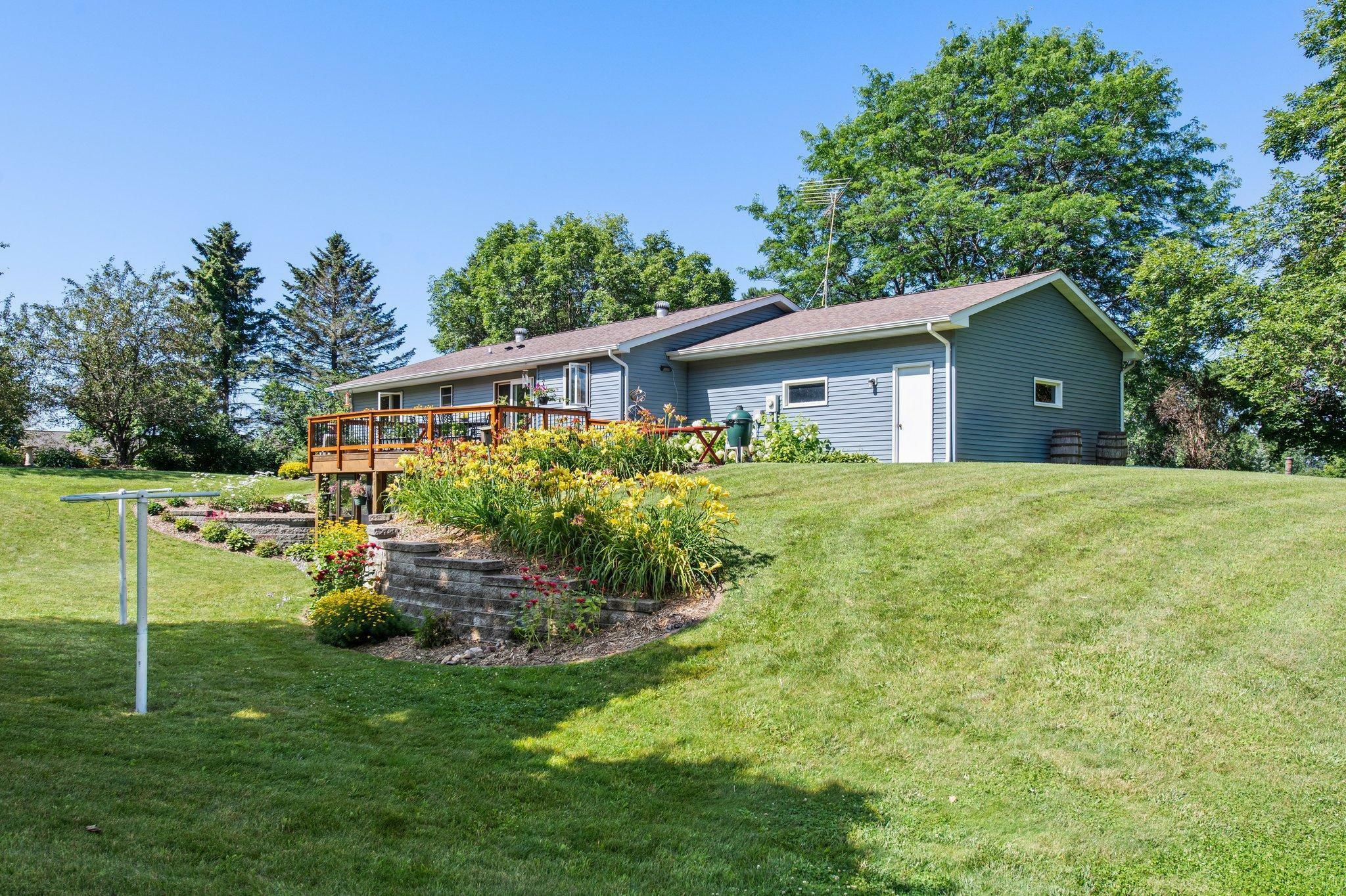 Property Photo:  118 North Star Lane  WI 54024 