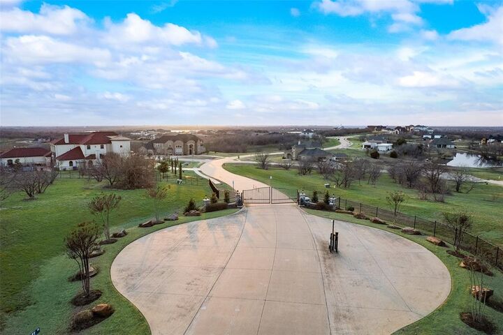 3127 Sanctuary Drive  Grand Prairie TX 75104 photo