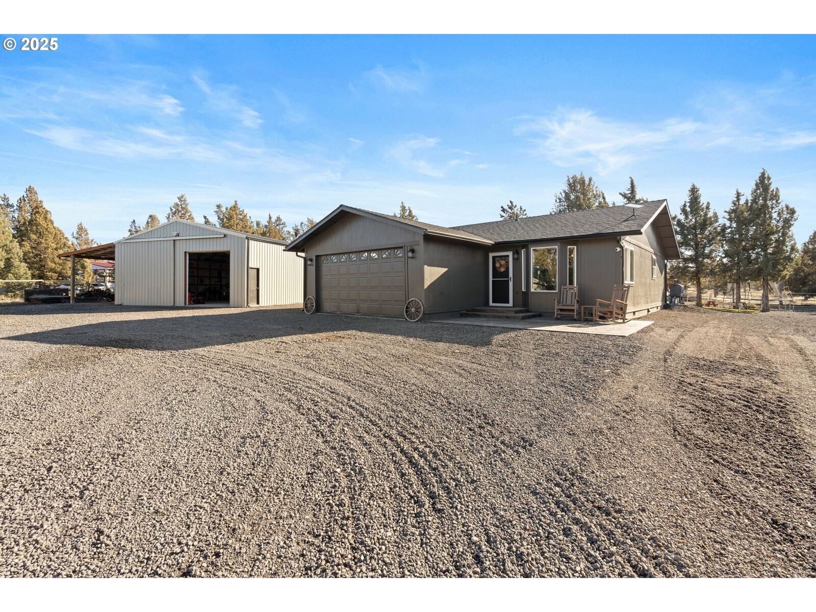 Property Photo:  12453 SW Snug Pl  OR 97760 