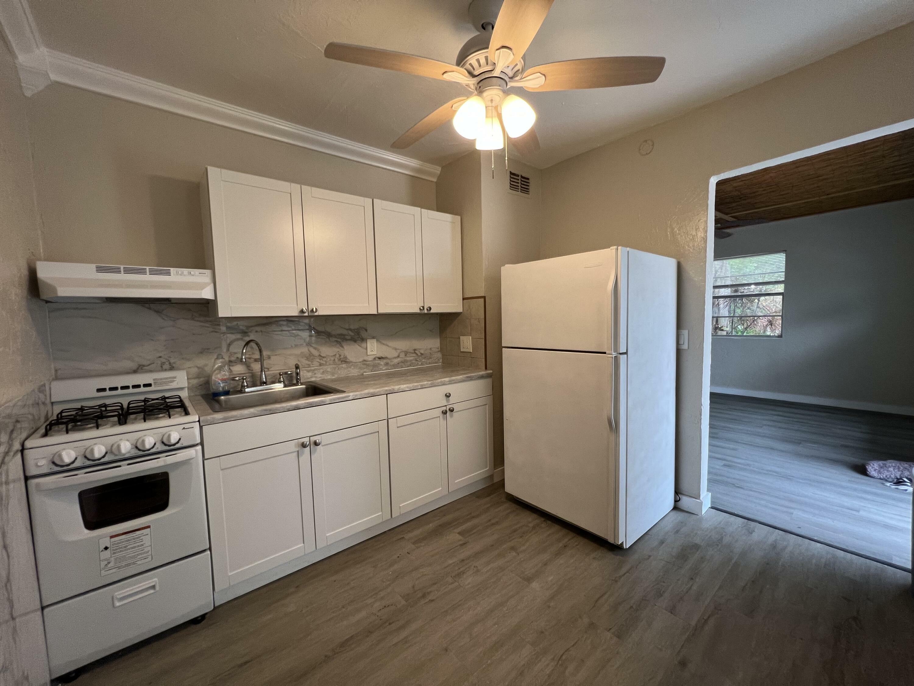 Property Photo:  407 Hernando Street  FL 34949 