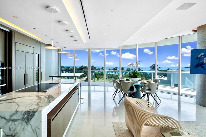 Property Photo:  100 S Pointe Dr 606  FL 33139 