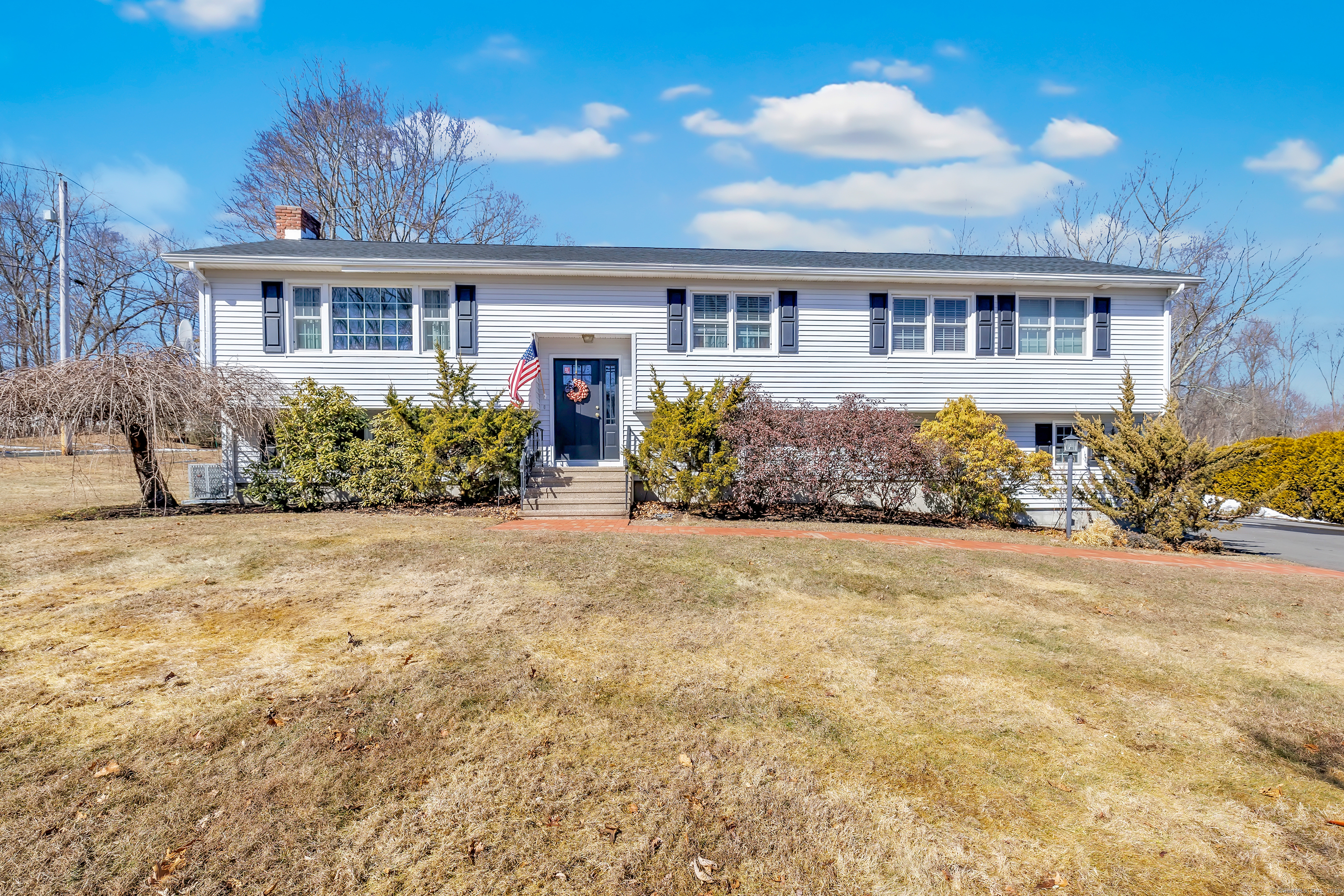 Property Photo: 36 Ridgefield Terrace CT 06484