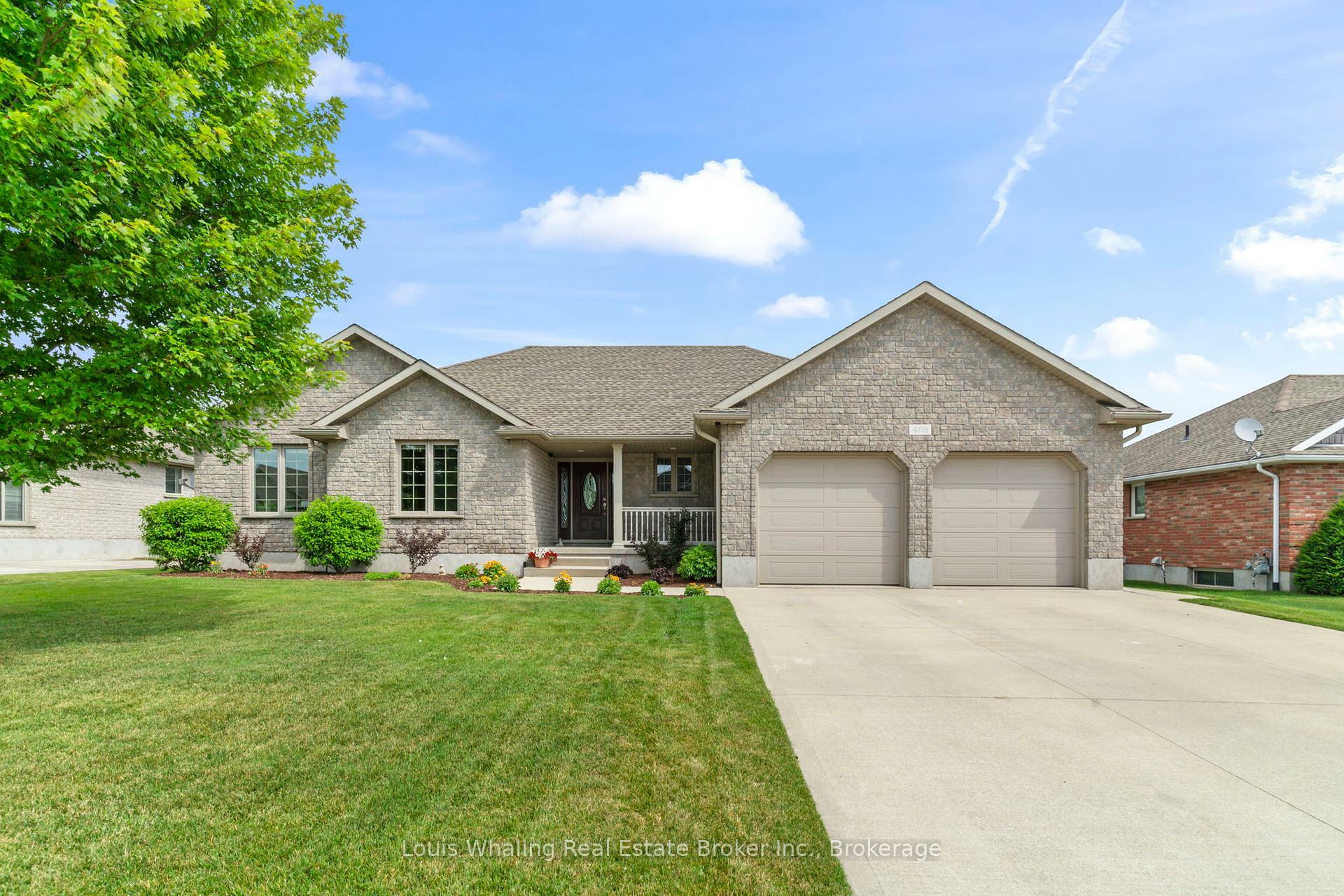 Property Photo:  408 4th Street S  ON N4N 3V1 