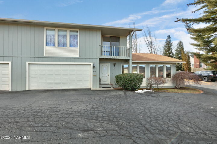 3008 Englewood Ave 31  Yakima WA 98902 photo