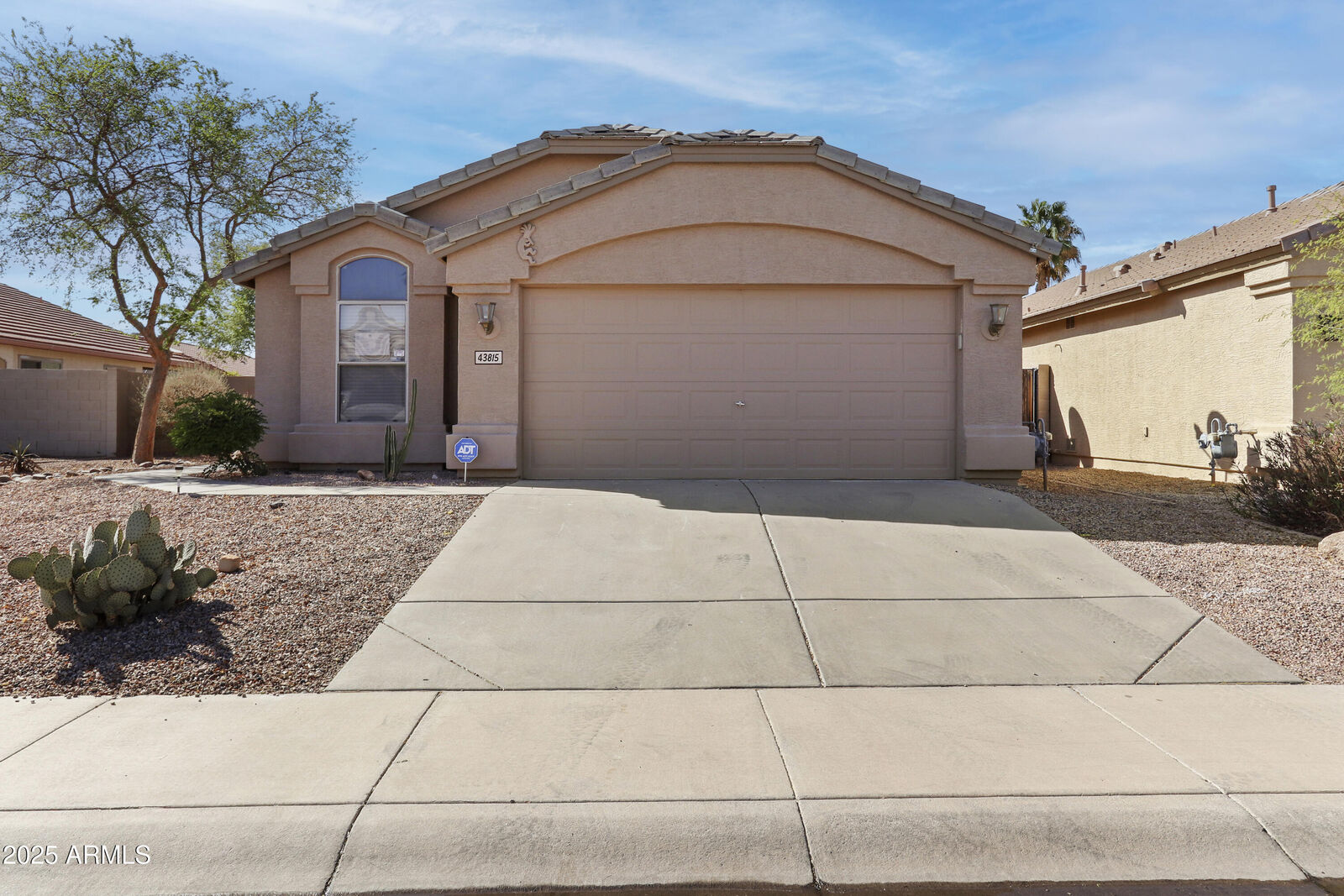Property Photo: 43815 W Cahill Drive AZ 85138