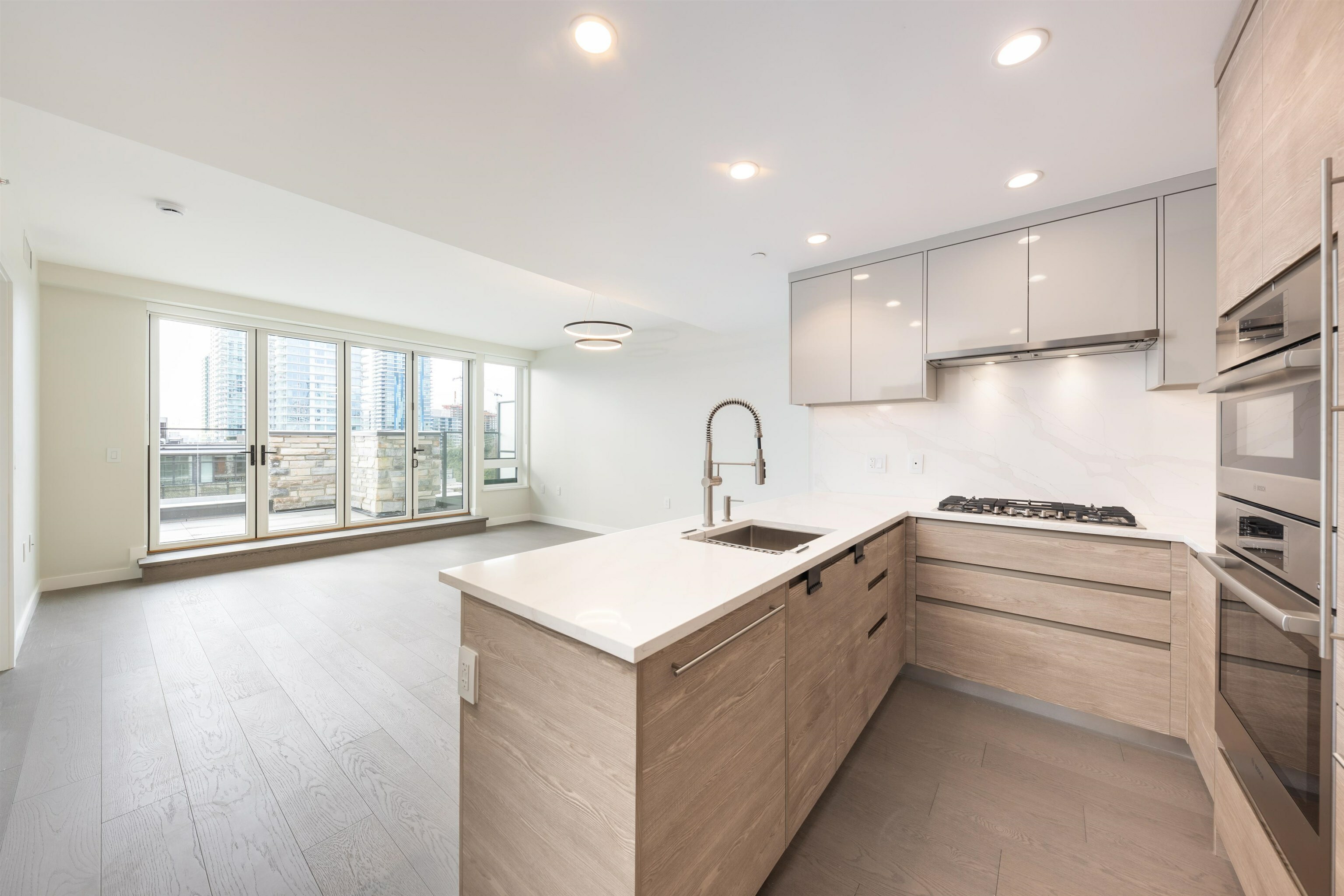Photo de la propriété: 485 W 63rd Avenue BC V5X 2J3