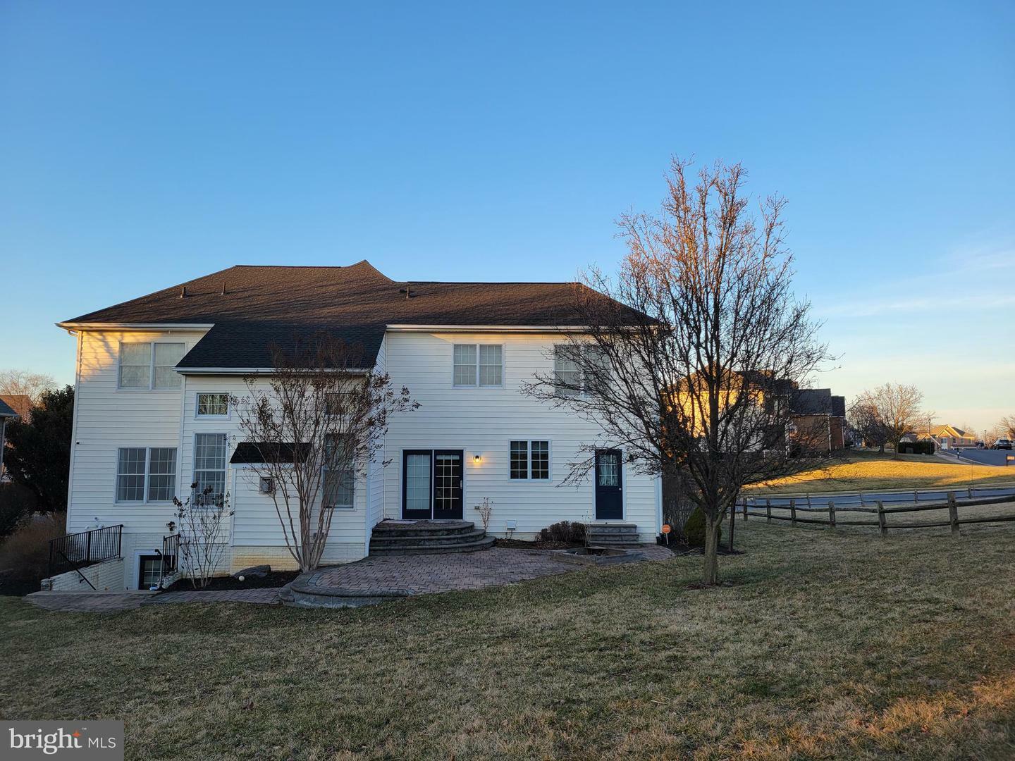 Property Photo:  903 Crestview Terrace  VA 22601 