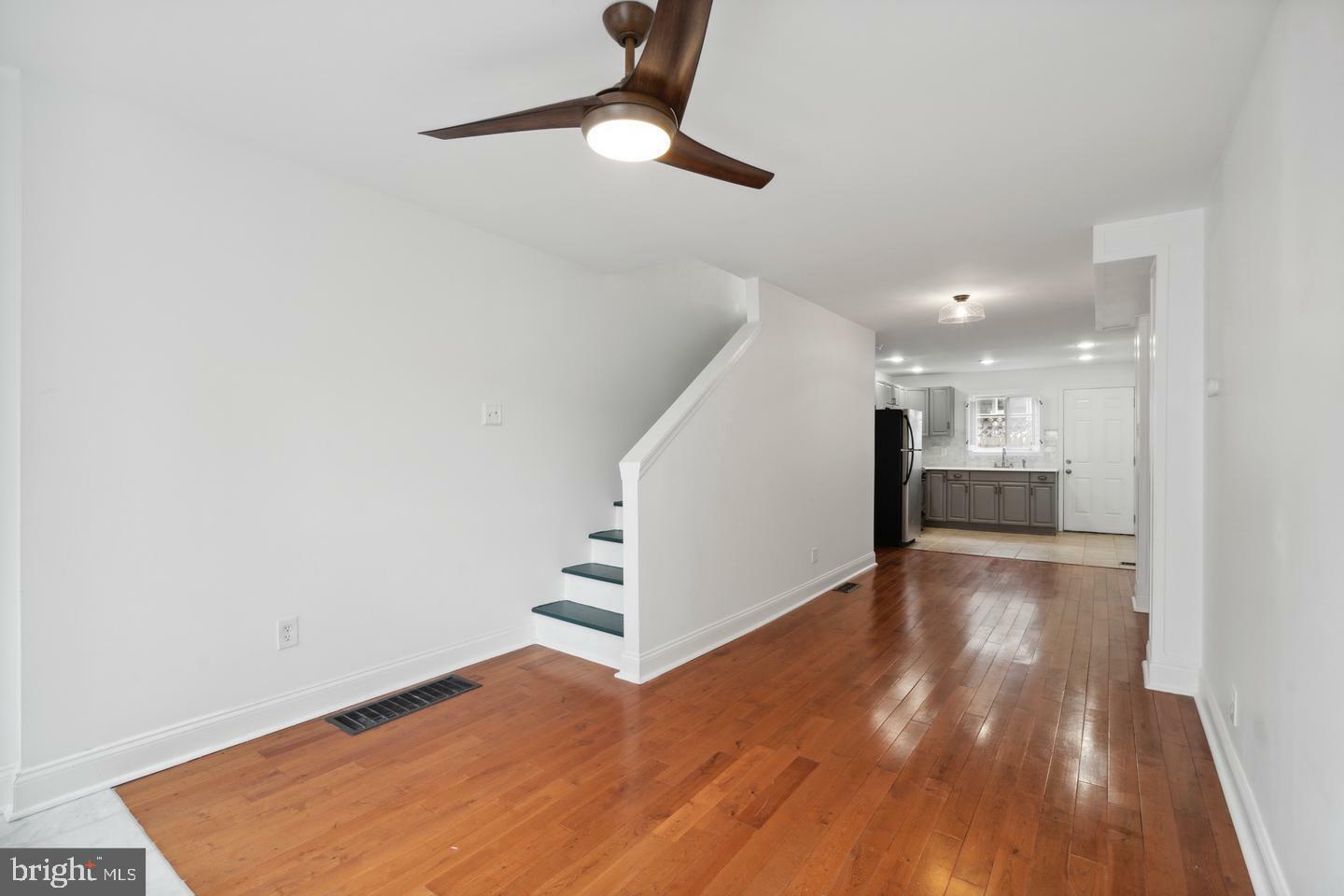 Property Photo: 1563 E Hewson Street PA 19125