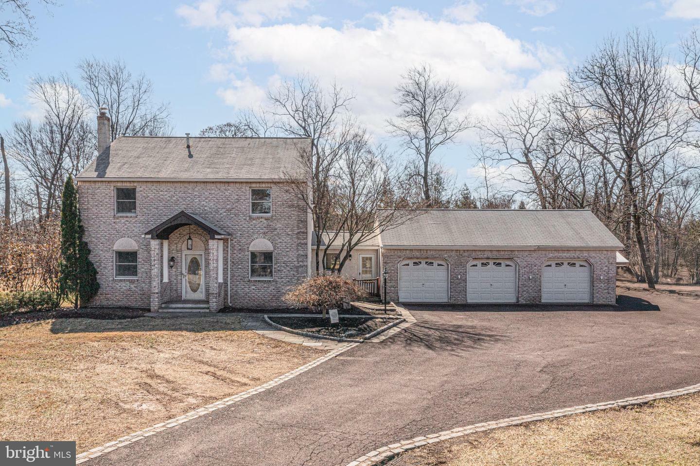 Property Photo: 2564 Morris Road PA 19446