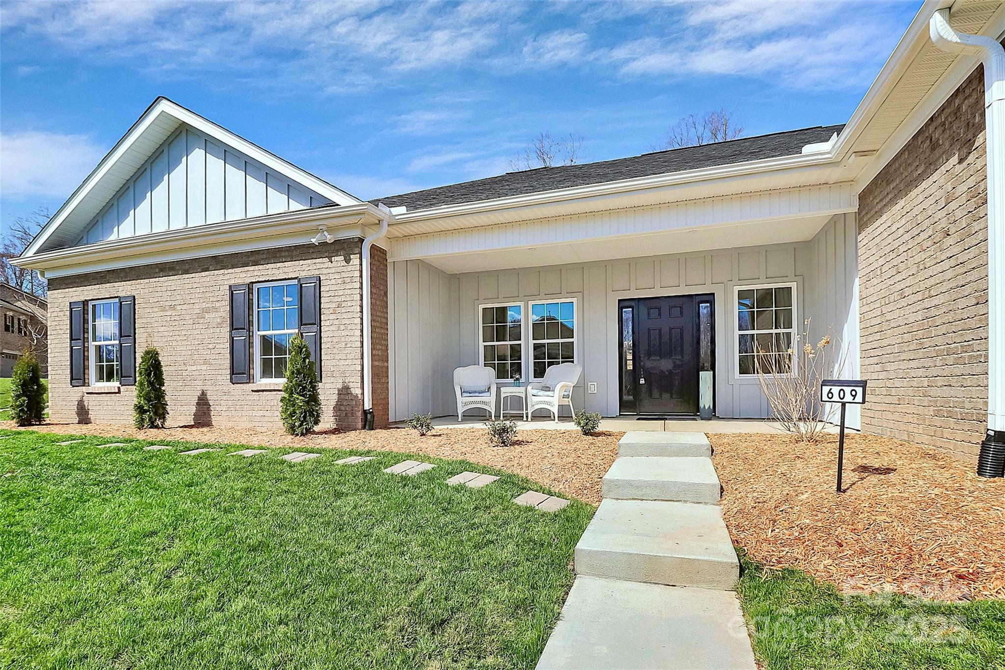 Property Photo: 609 Rosemore Place SC 29732