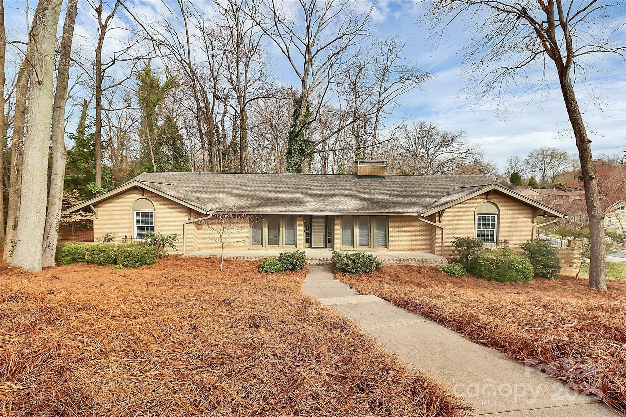 Property Photo:  3200 Highview Road  NC 28210 