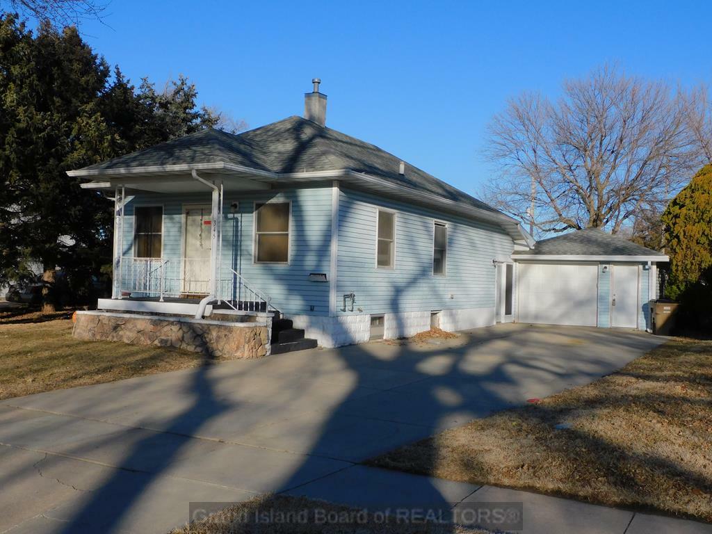 345 S Plum St  Grand Island NE 68801 photo