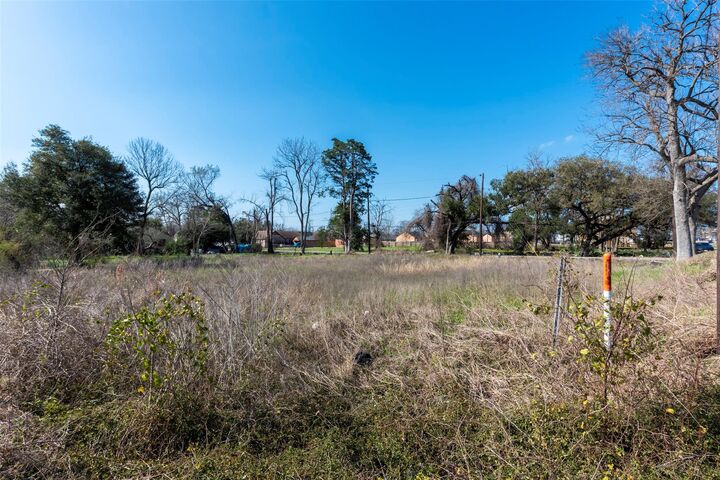 Property Photo: 2710 Lynnfield Street TX 77093