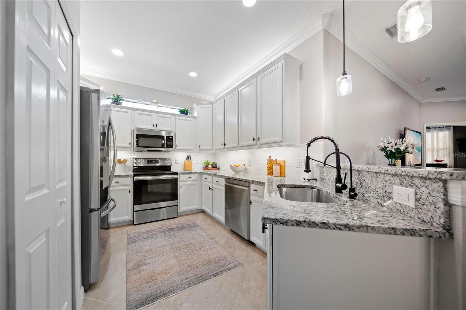 Property Photo: 12151 Amica Loop FL 34293