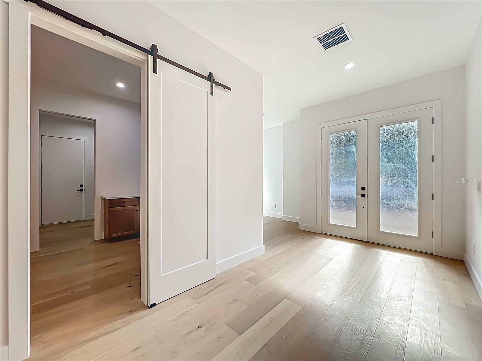 Property Photo: 3206 Harrison Avenue FL 32804
