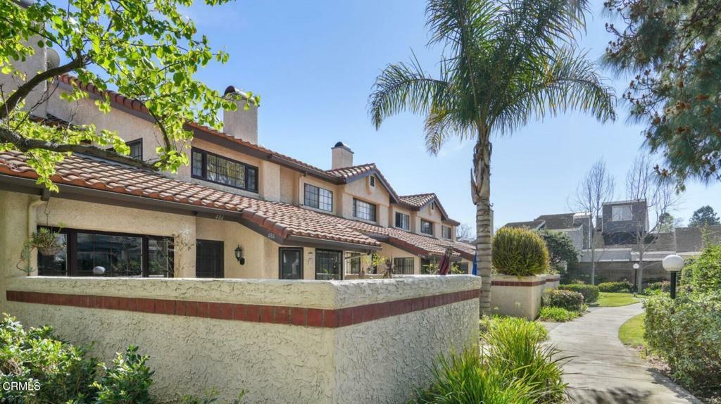 Property Photo:  486 Las Palomas Drive  CA 93041 