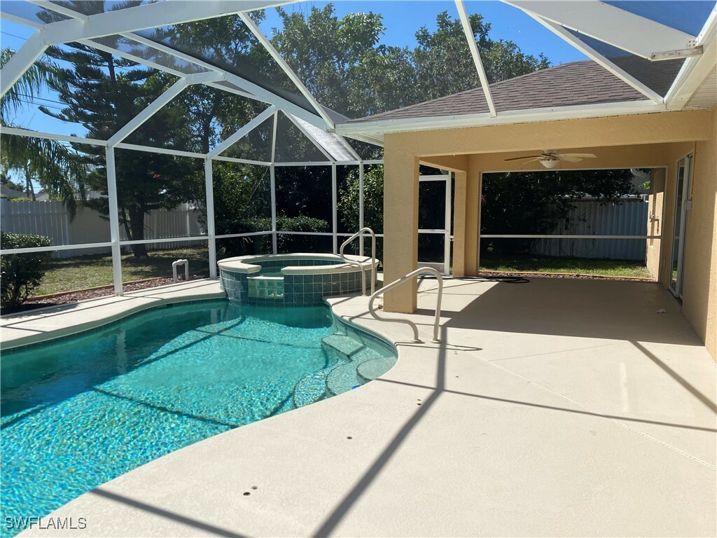 Property Photo:  610 SW 39th Terrace  FL 33914 