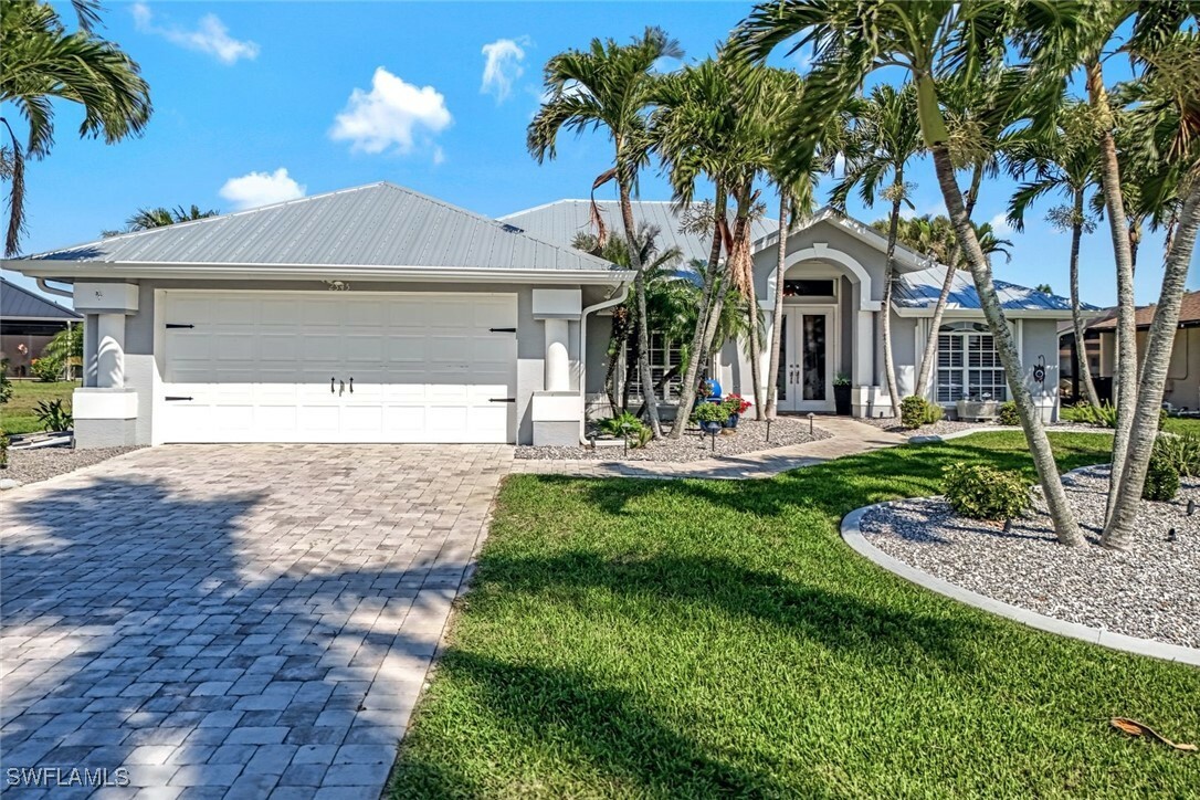 Property Photo:  2345 SW 28th Terrace  FL 33914 