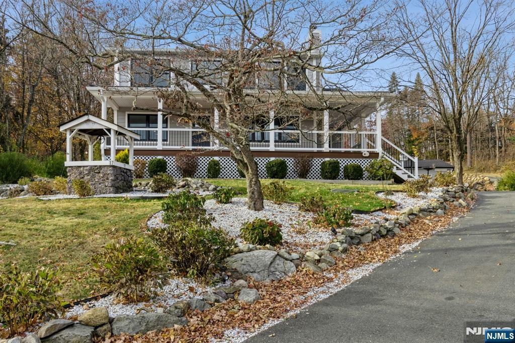 Property Photo:  17 Rockaway Valley Road  NJ 07005 