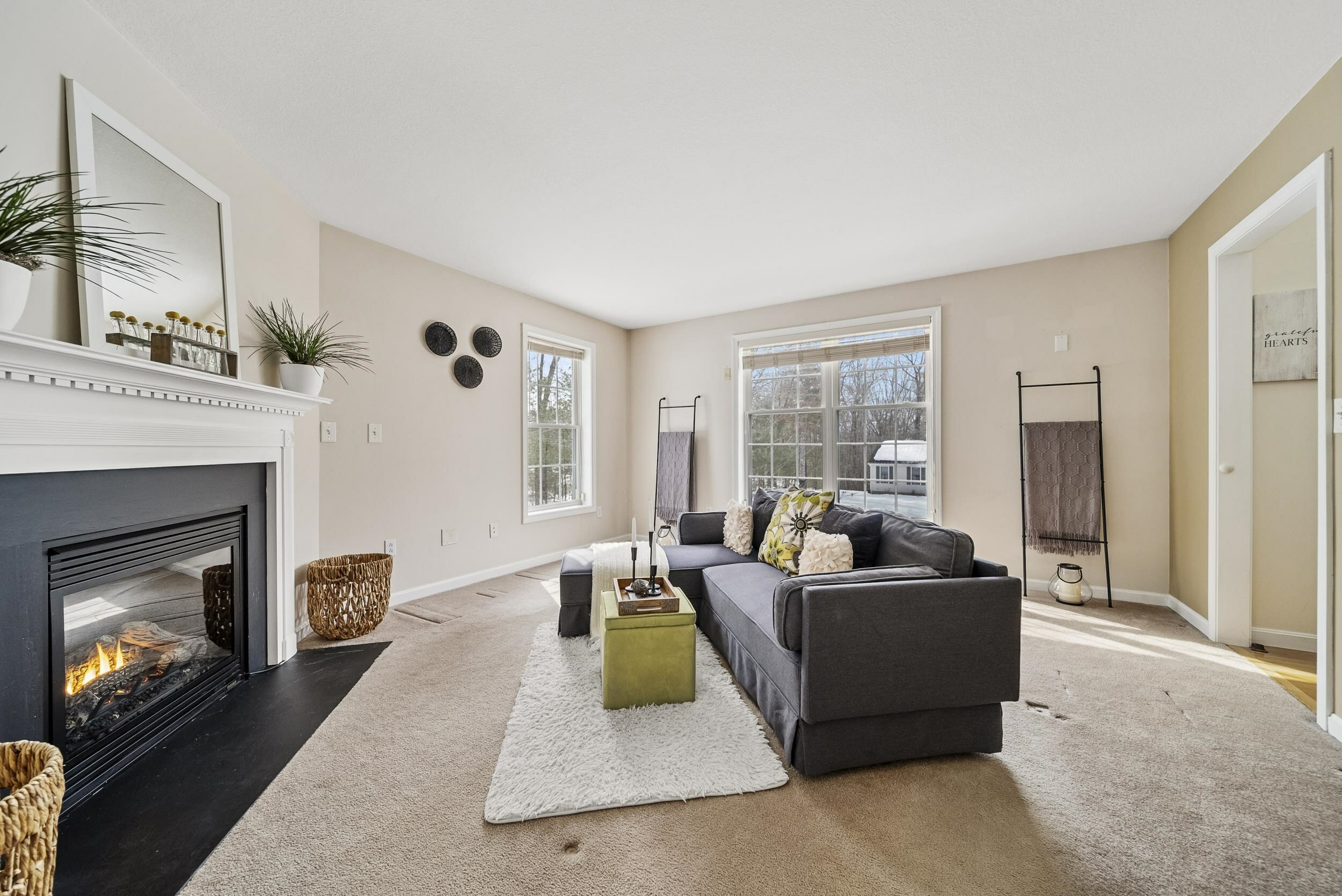 Property Photo: 10 Greystone Terrace NH 03106