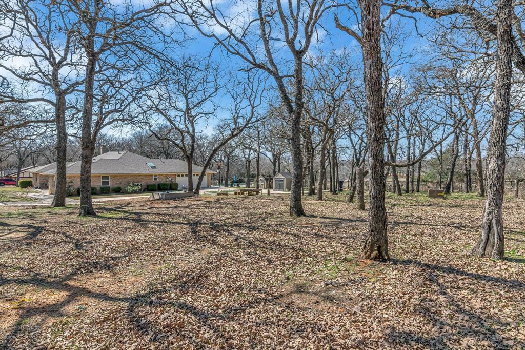 Property Photo:  809 Dana Drive  TX 76248 